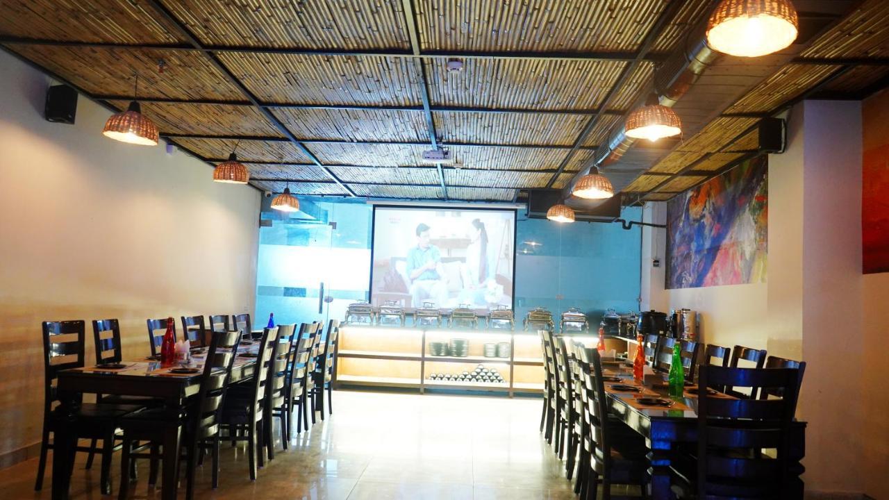 Aa Hotels & Resorts Zirakpur Buitenkant foto